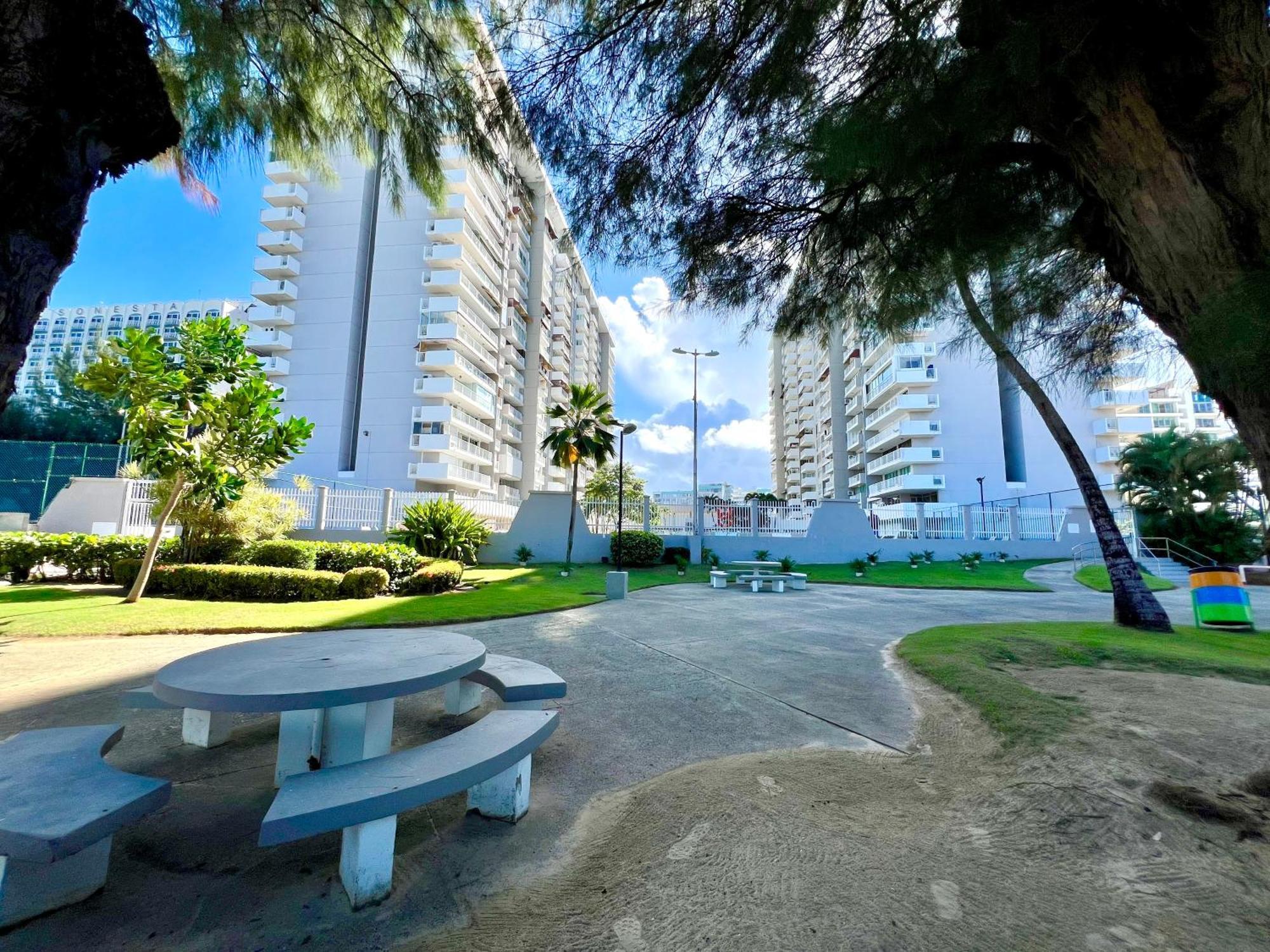 Ocean View Apt On Isla Verde In A 14Th Floor Σαν Χουάν Εξωτερικό φωτογραφία